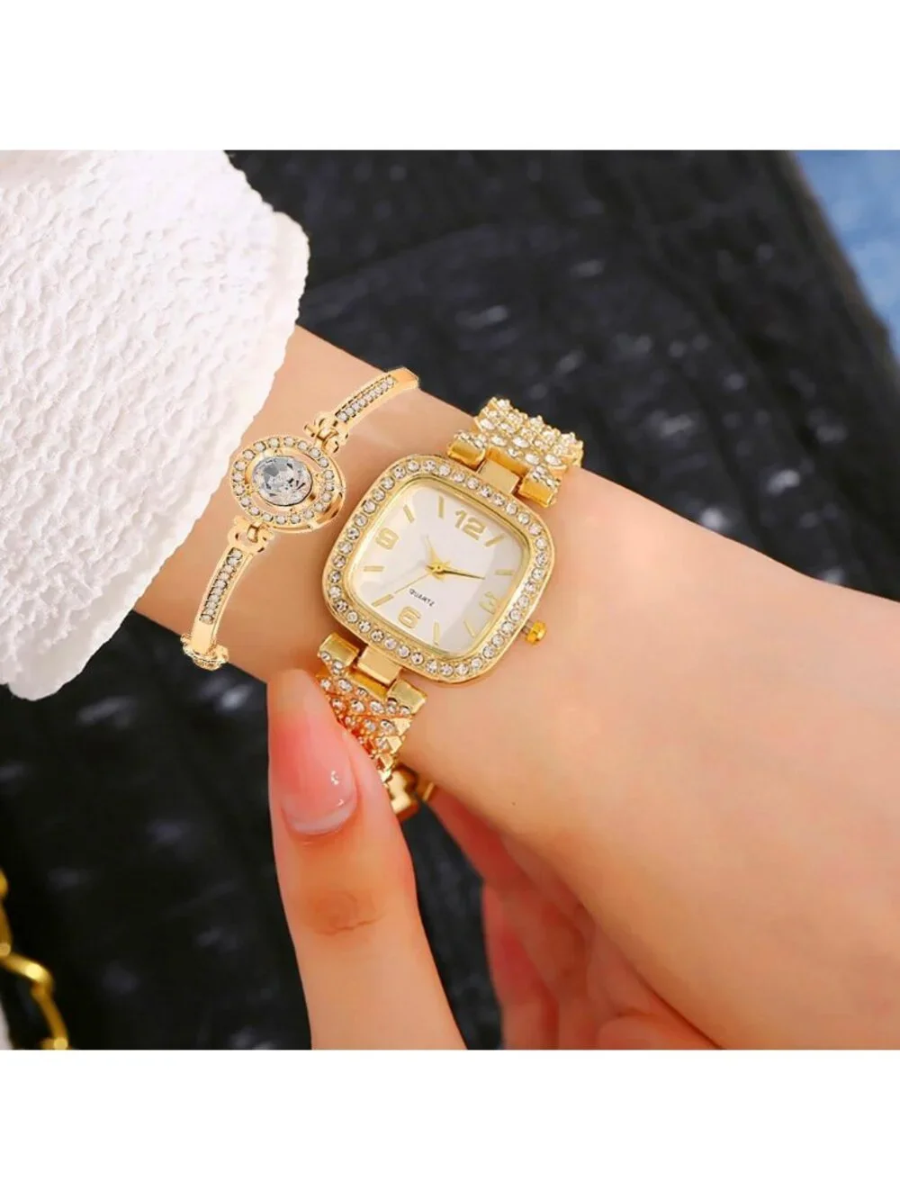 Women's Gold Fashion Luxury Vintage Diamond Square Digital Dial Quartz Watches